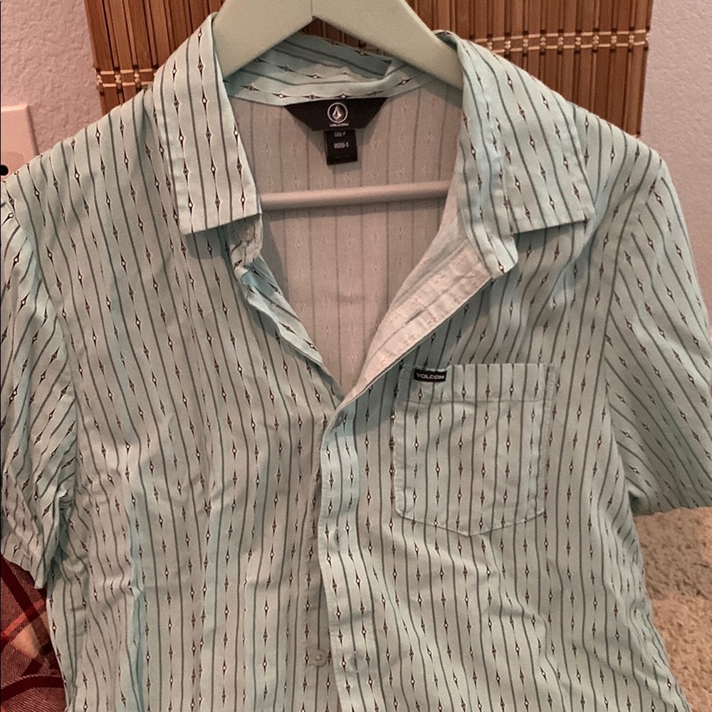 Volcom men’s button up